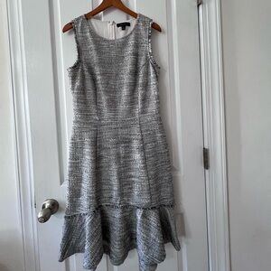 Banana Republic sleeveless dress with fringe on sleeves and at bottom. Size 6 T